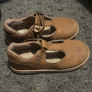 Stride Rite Tan Leather Buckle Shoes